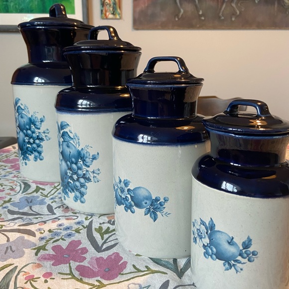 Vintage McCoy Pottery Blue Apple Blossom Canisters, Set of 4 - Picture 9 of 15